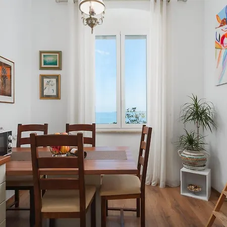 Apartament Nina *