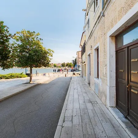 Nina 아파트 포레치