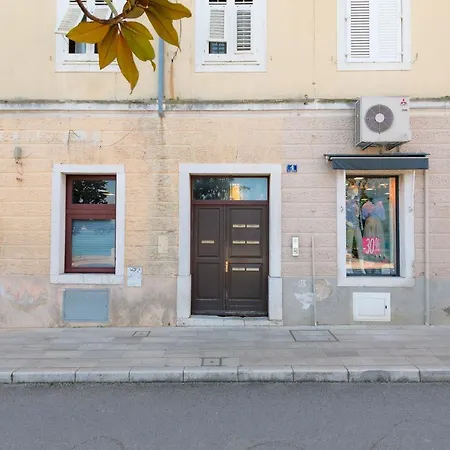 Nina Апартаменты *